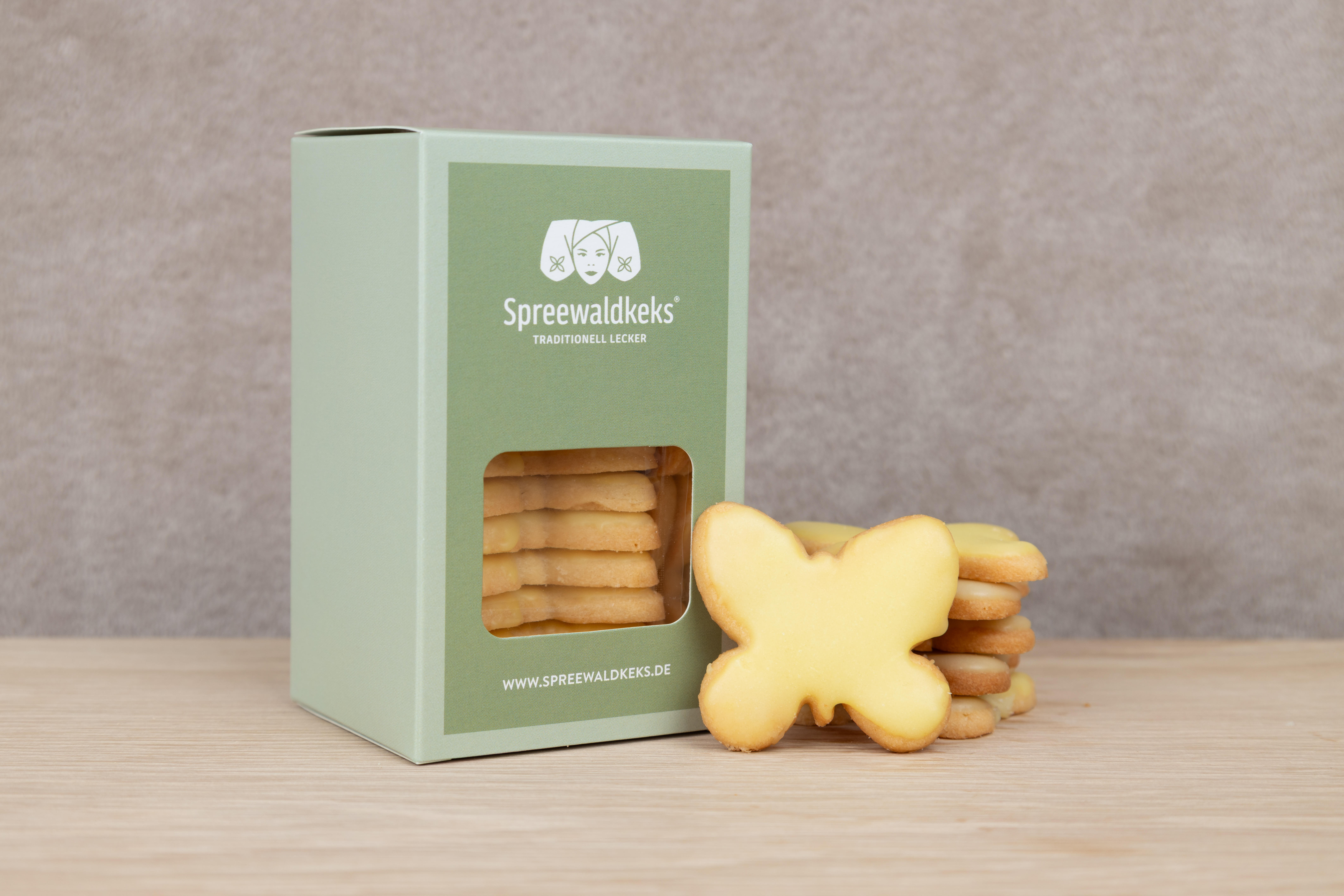 Zitronenschmetterlinge – Butterplätzchen mit Zitronenglasur