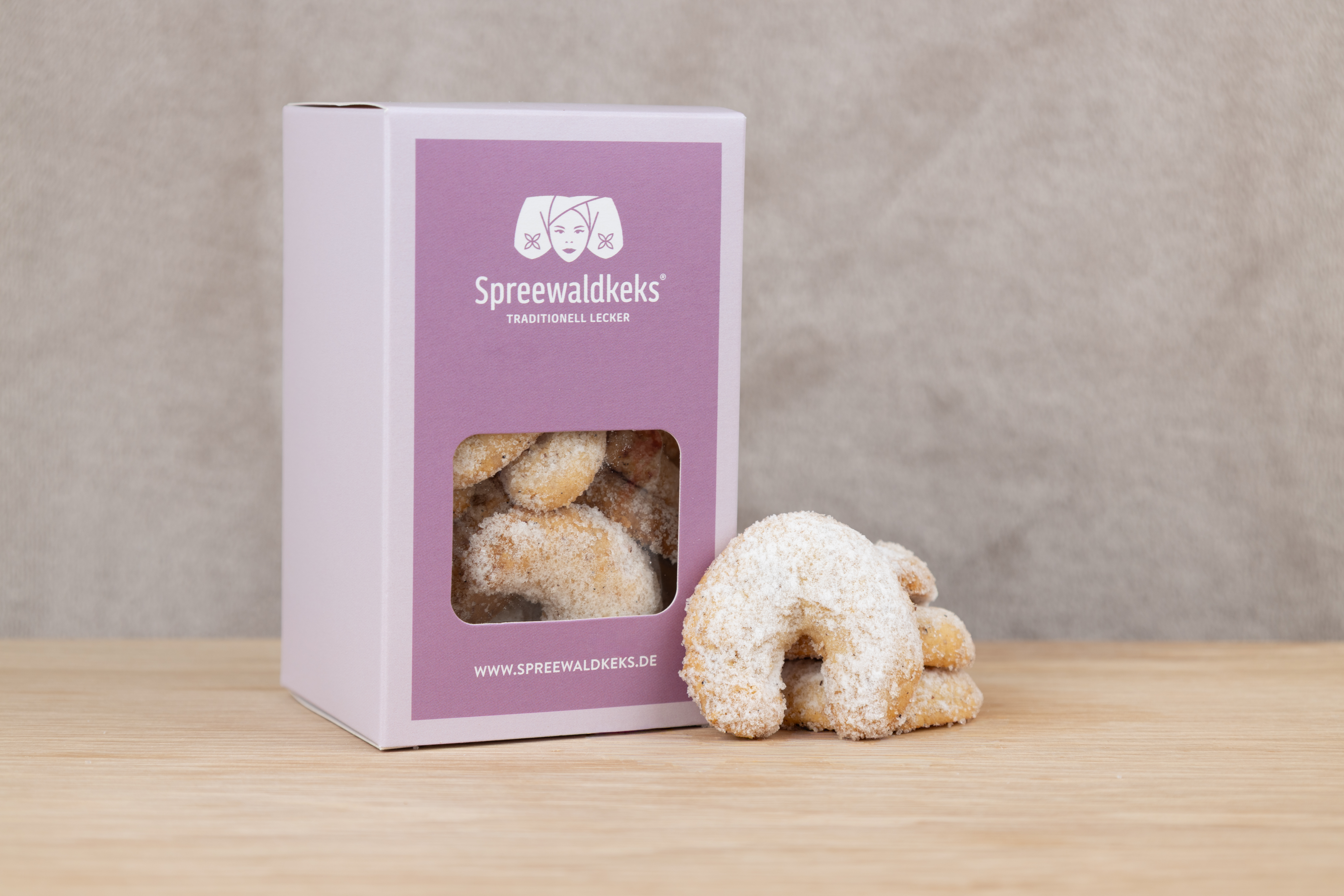 Vanillekipferl mit feinem Haselnussgrieß